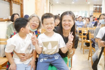 LINE_ALBUM_20250511-母親節_250514_11