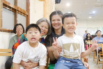 LINE_ALBUM_20250511-母親節_250514_9
